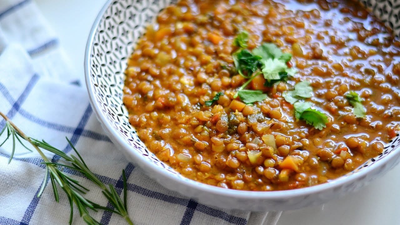 أفضل طريقة طبخ عدس لتحضير أطباق شتوية دافئة 1 طريقة طبخ عدس