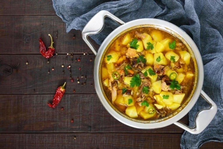 طريقة طبخ يخنة البطاطا