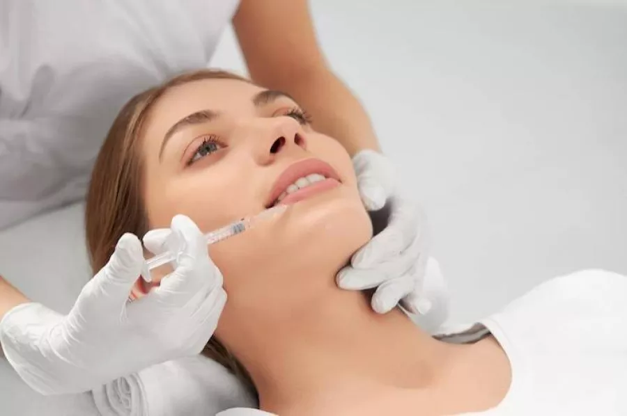 أضرار حقن البلازما في الشفاه 