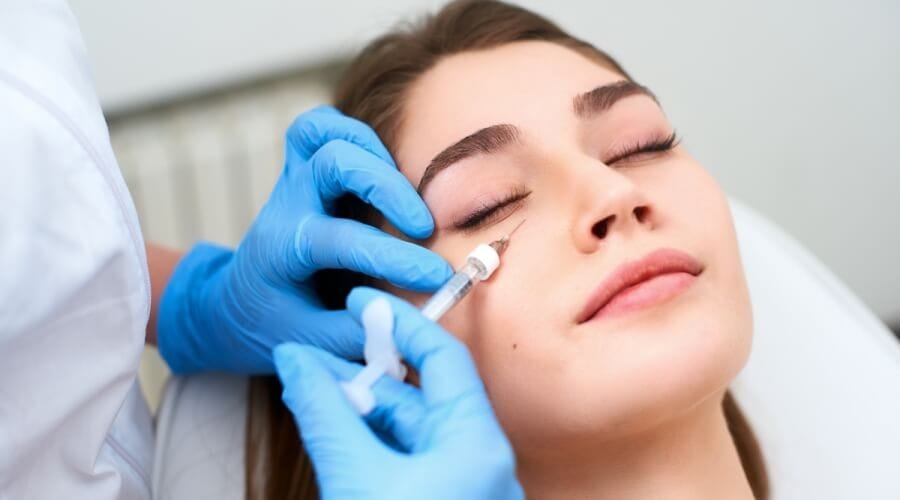مخاطر شد الوجه بالحقن